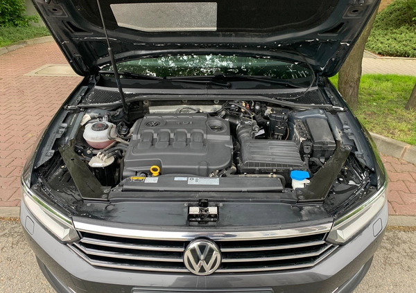 Volkswagen Passat cena 88900 przebieg: 185550, rok produkcji 2019 z Oleszyce małe 37